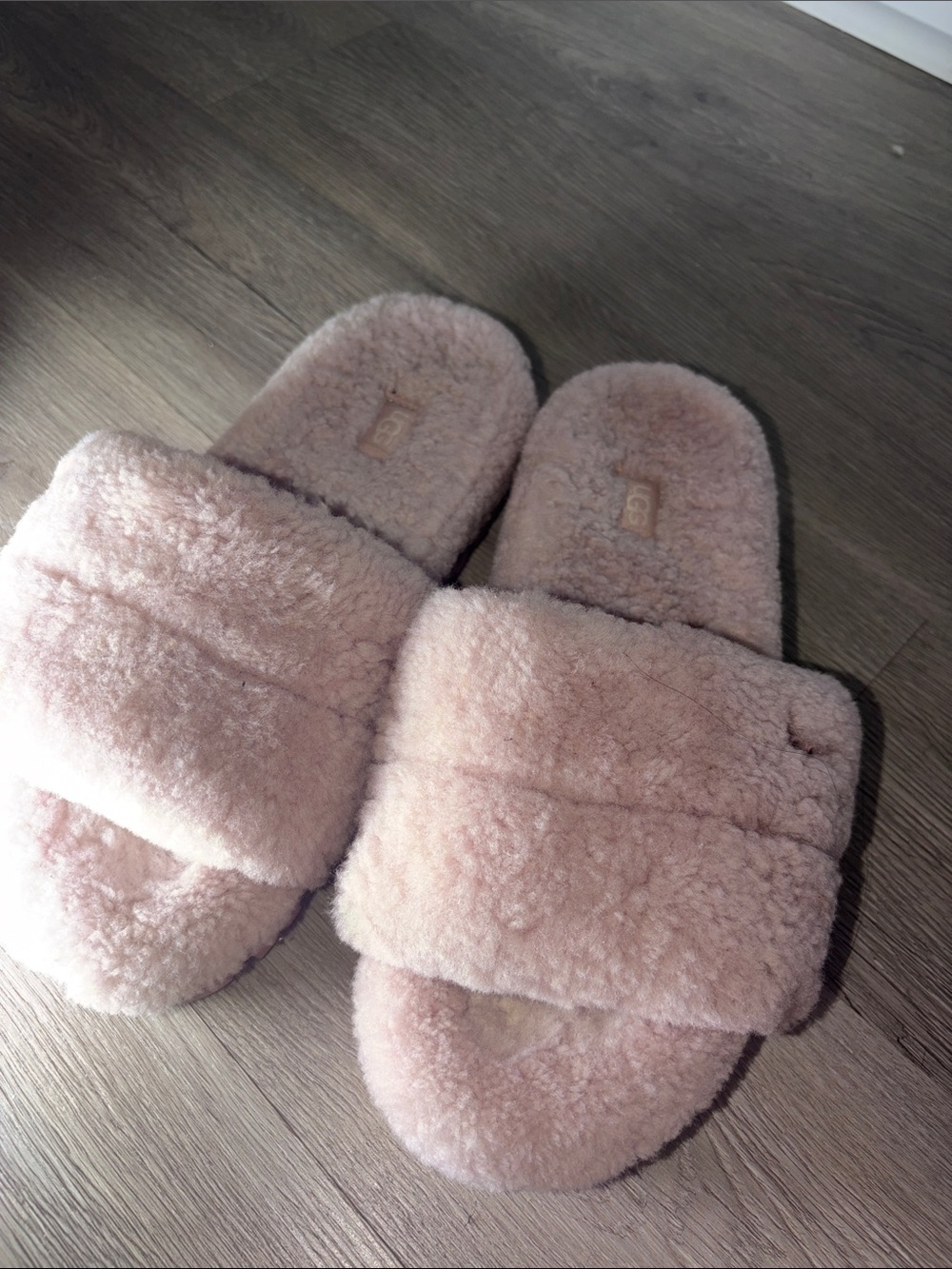 UGG Women's Fluff Slide Slippers in Light Pink
